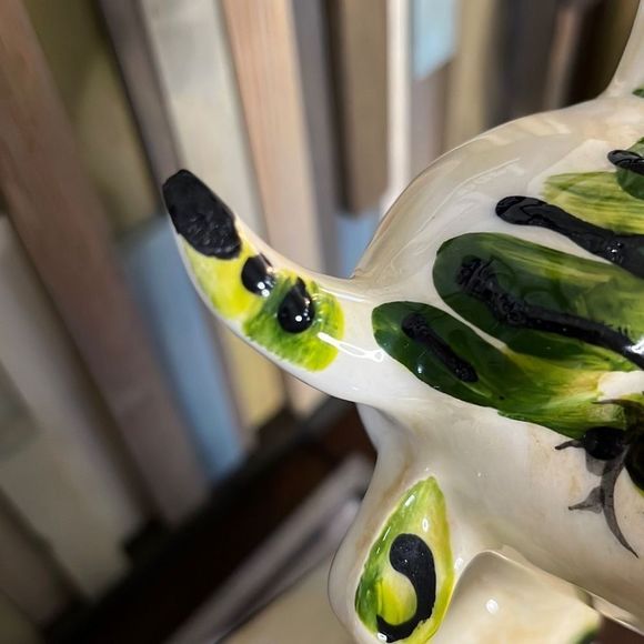 Vintage violets Turov Ceramic Hand Painted cow blooming in time for spring - Picture 13 of 13